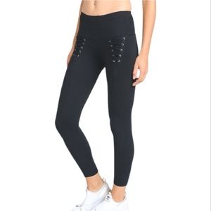 NWT🍁 Highwaist Front Lace-Up Leggings